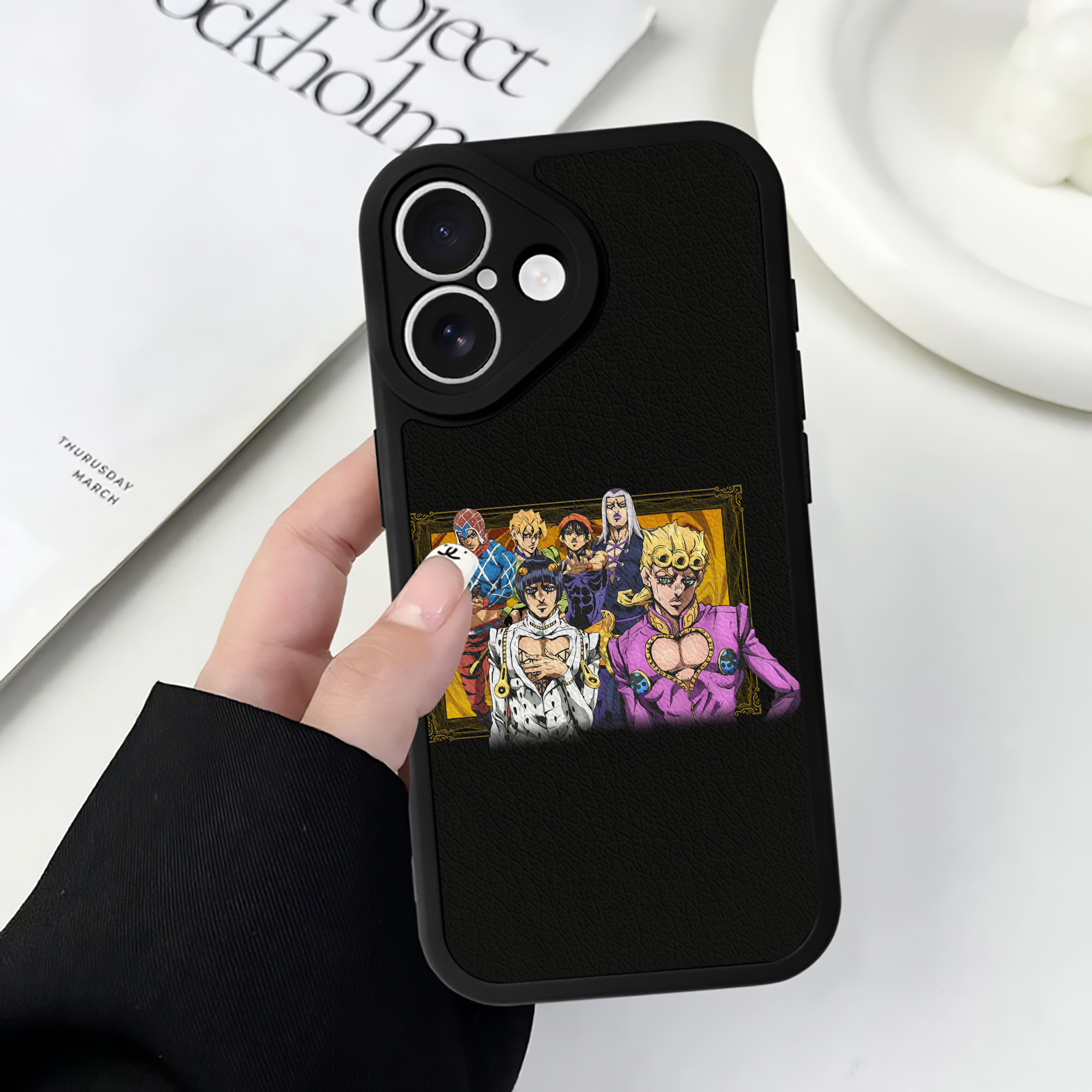 （画像用） ジョジョの奇妙な冒険 ジョルノ?ジョバァーナ JoJo's Bizarre Adventure Giorno Giovanna 【iPhone 16シリーズ対応】シリコンスマホケース（レザー調） 材質：シリコン